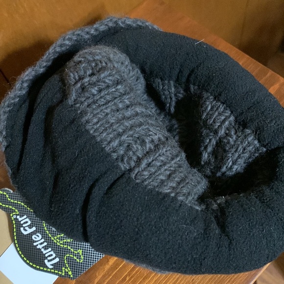 TURTLE 🐢 FUR- 🆕 Nepal Hand Knit Winter Hat - Picture 11 of 12